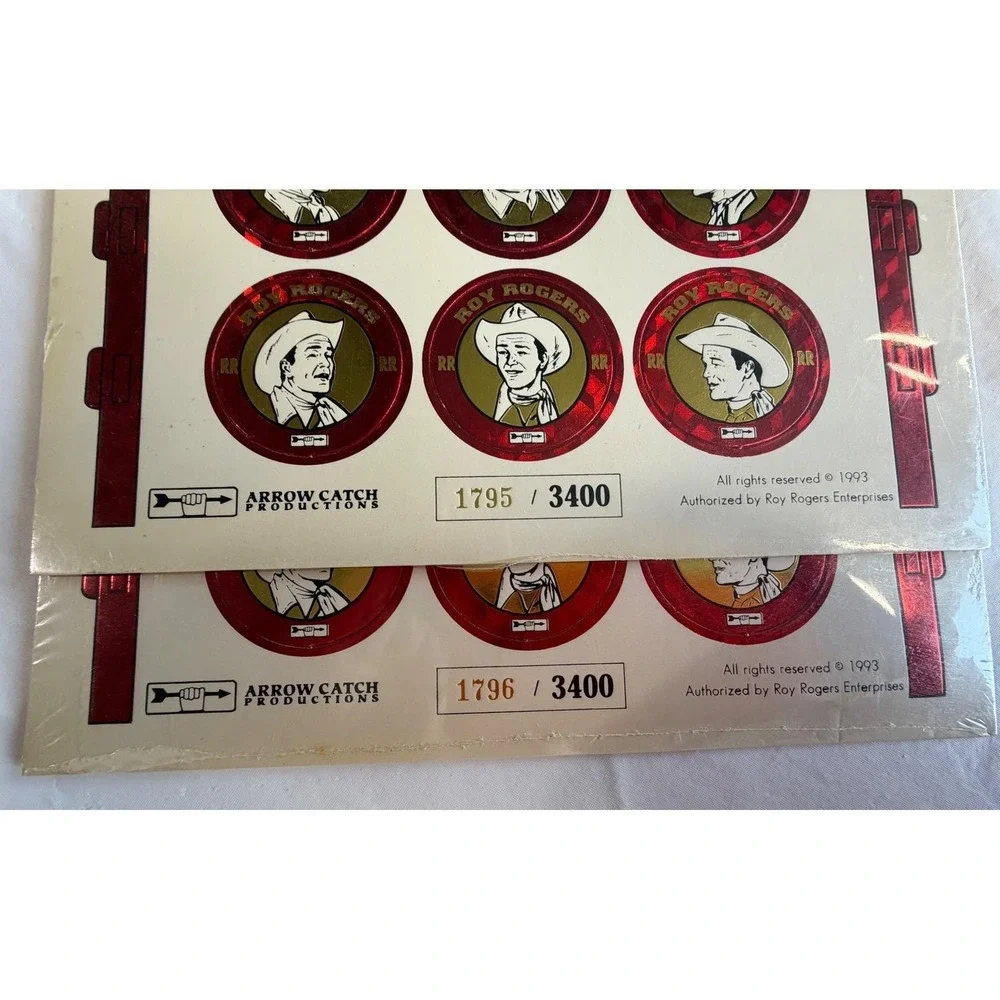 VTG 1993 Roy Rogers Corral Cap Collection Pogs Arrow Catch 2 Sheets 1795 1796